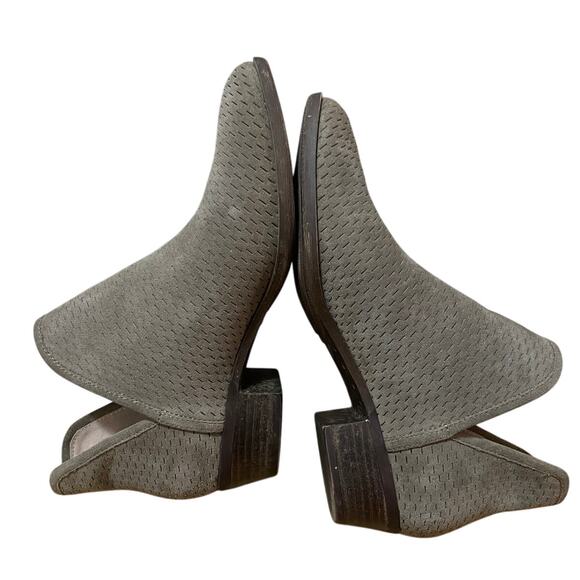 Lucky‎ Brand Women's 11 Taupe Laser Cut Seude Leather Baley Ankle Bootie Slip On - Picture 7 of 9